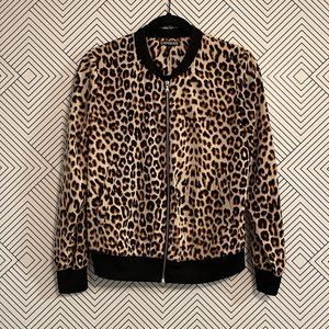 5/$25👏 Leopard Print Bomber Jacket